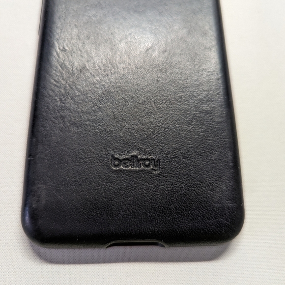 Bellroy Pixel 3 Leather Phone Case Dark Navy Blue. - Picture 2 of 5